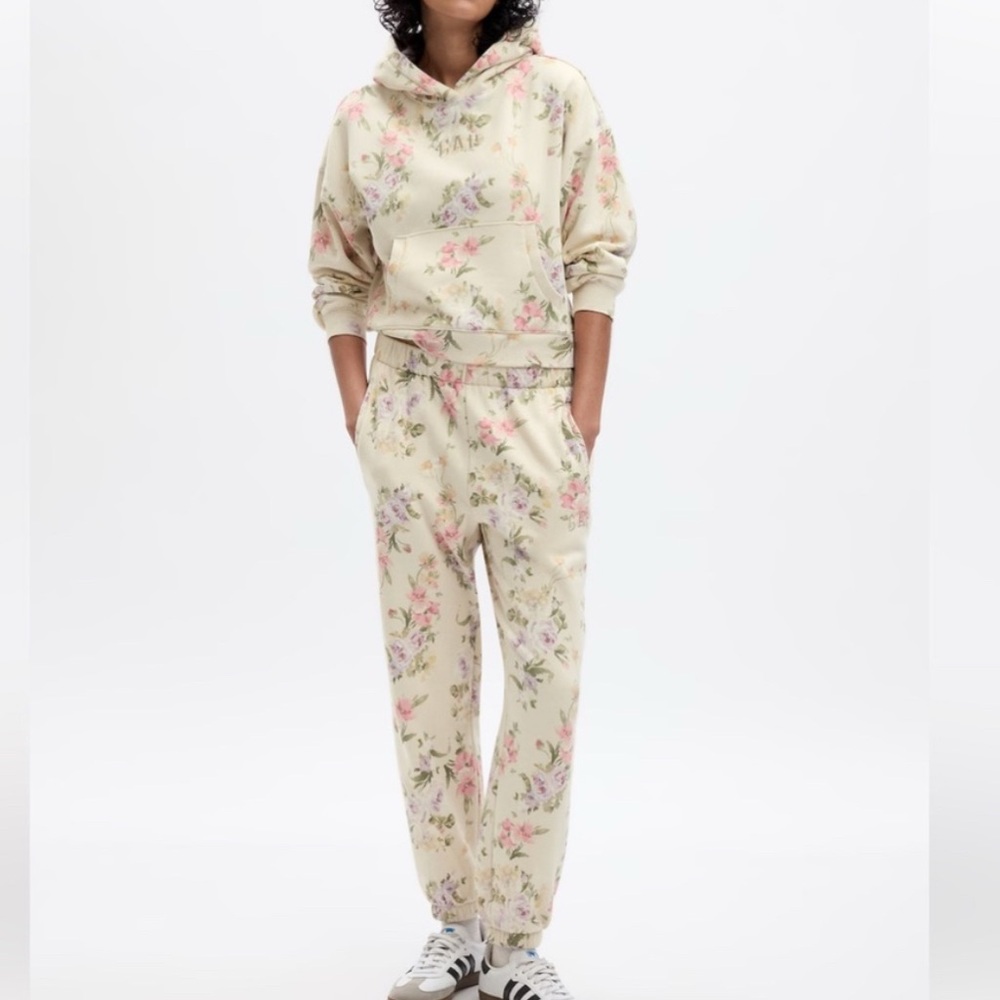Gap x LoveShackFancy - Floral Sweatsuit - XXS